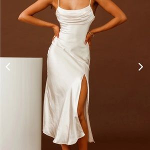 SELFIE LESLIE WELL VERSED PLEATED BUST FRONT SPLIT DRESS (color: champagne)